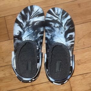 marble black and white lined crocs